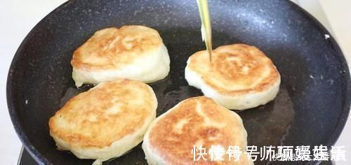 做饼时,别再用水和面了,试试新吃法,不揉面不擀面,比吃肉还香