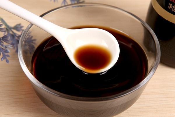 养花遇见虫害怎么办用这6种肥水浇花,虫远离叶翠绿