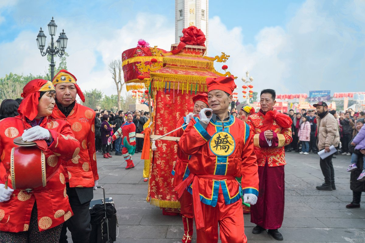 片场|重庆两江影视城二期开园，来《雾都大片场》过个热闹的重庆年