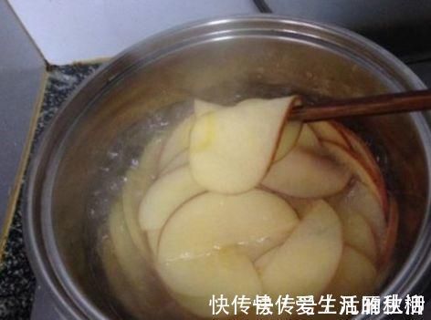 苹果|新鲜的苹果“煮一煮”,比生吃还有营养,大多数人都错吃了