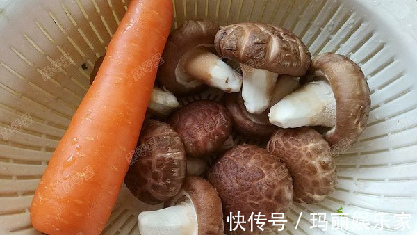 腌制腊肉时，只放盐就错了！多放一点它，腊肉不长霉，放一年不坏