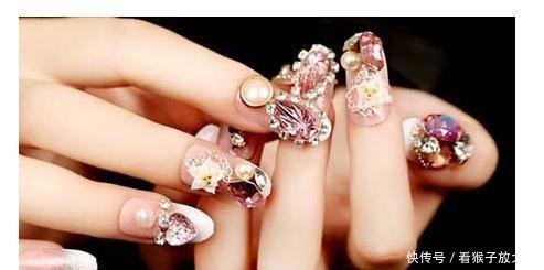 氛围|精致和完美的美甲,让你做个引人注目的新娘,营造浪漫优雅的氛围