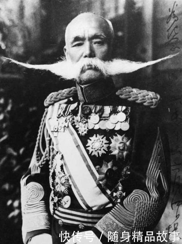 样子|70厘米长,日本人为啥要把胡子弄成这个样子