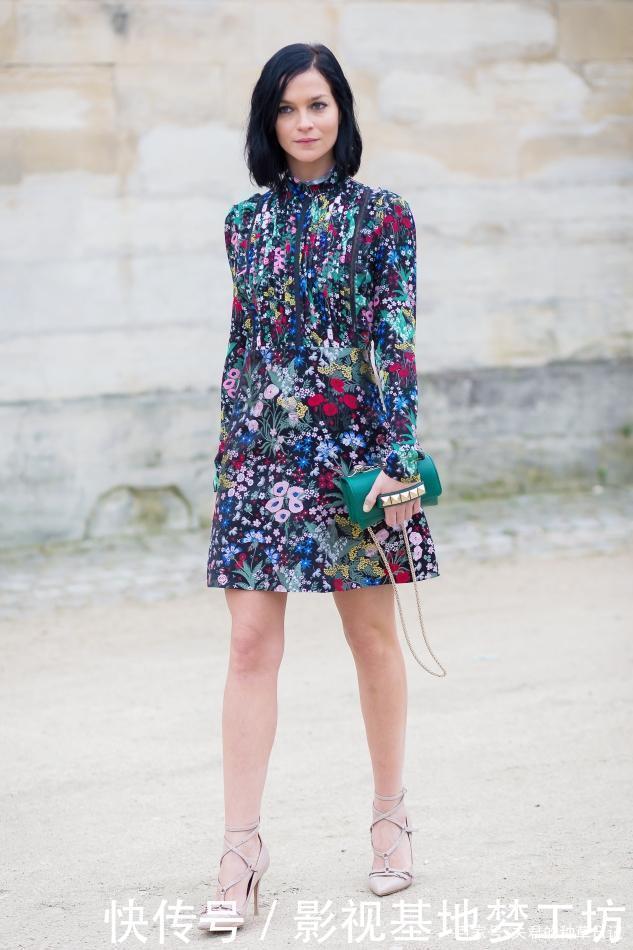 五十岁的女人要会打扮，少穿这4种“妈妈装”，显老廉价掉气质