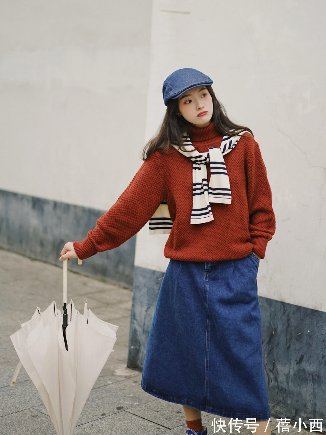 时髦|30+的女性还是保暖要紧!今冬get一件高领衫,简约时髦又显脸小