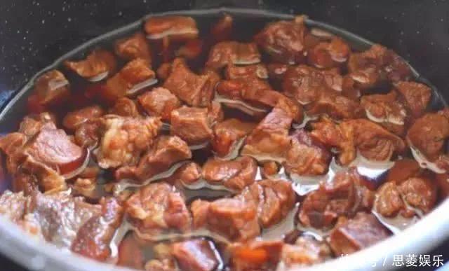 牛肉怎么炖才软烂?大厨教你多加一点“它”牛肉软烂香浓