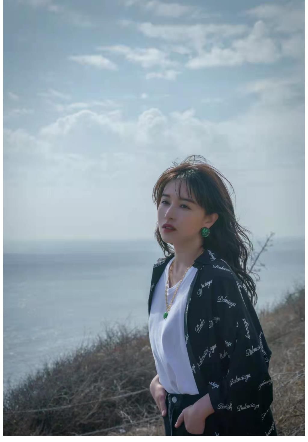 出道12年，闞清子把“榴蓮”送給自己，“躺平”理論走進(jìn)現(xiàn)實(shí)