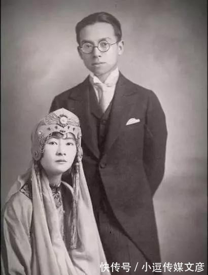 民国$民国才女林徽因,大文豪鲁迅说她虚伪,钱钟书的讽刺堪称杀人诛心