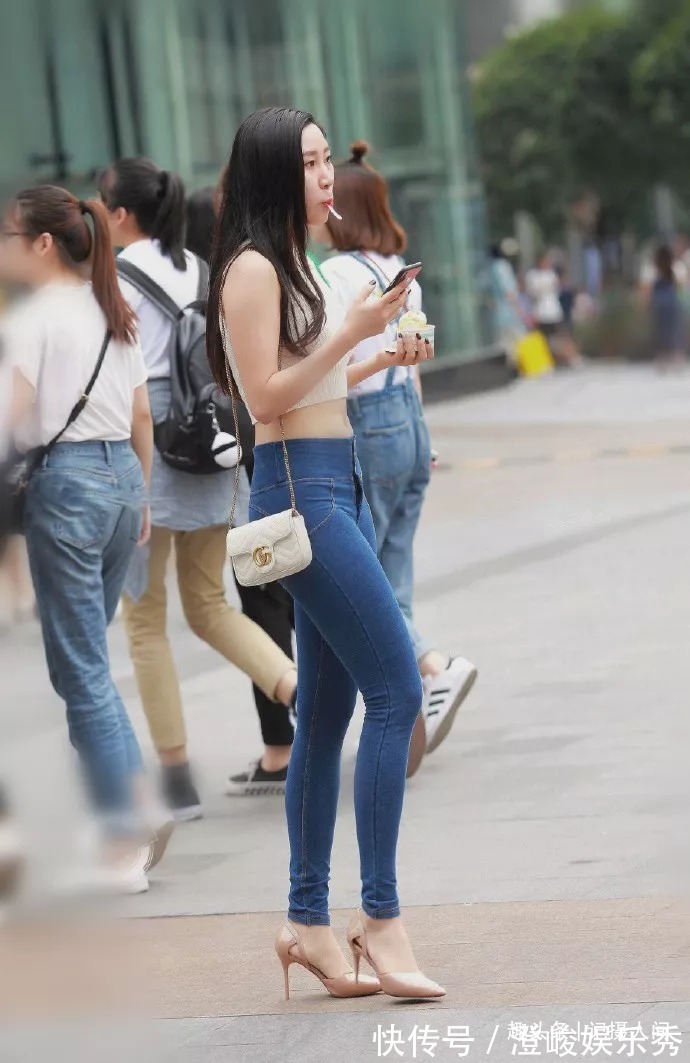 搭配|女生穿搭高跟鞋，走到哪里都是一道风景