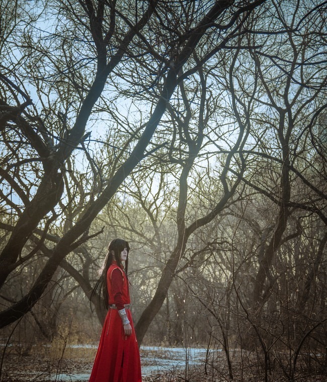 厄命|天官赐福Cos这个花城婚服绝了！网友是羡慕不来的身高和颜值