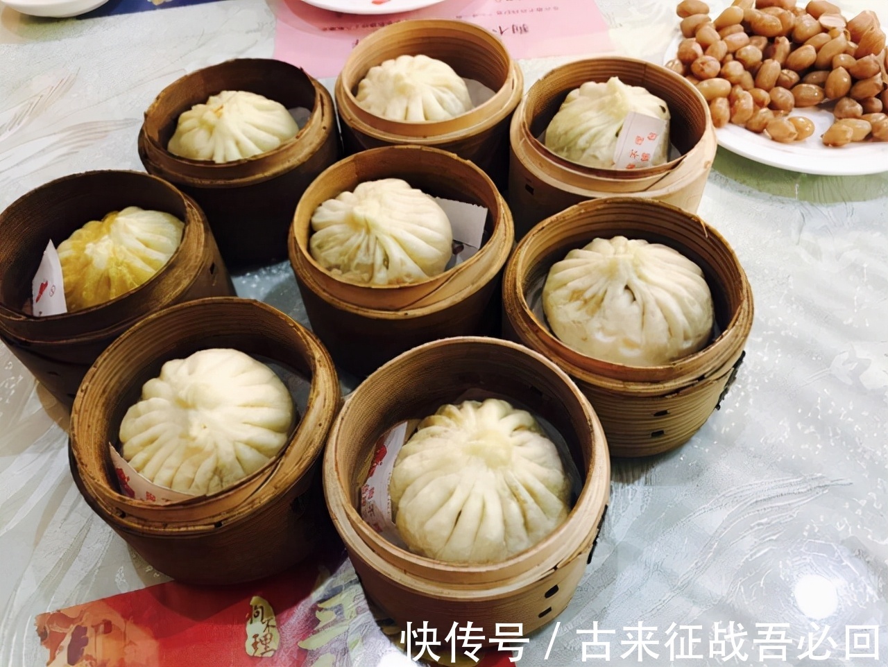 清炒虾仁|狗不理包子砸自家招牌，一笼包子120，清炒虾仁超100，变成人不理