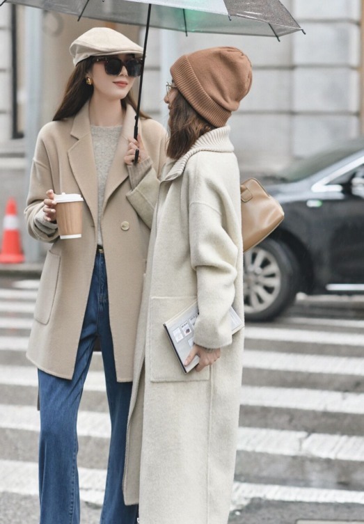 大衣|冬天了怎么穿?建议和姐妹安排上“闺蜜装”,出街回头率百分百!