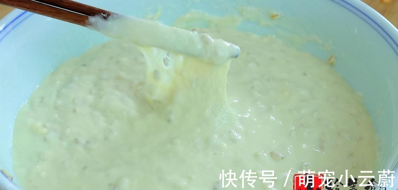用燕麦片来发面,操作实在太简单了,好看又好吃,出锅家人都爱吃