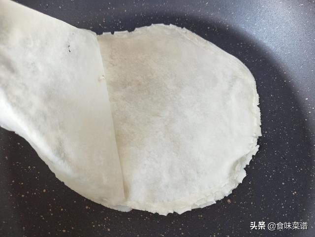 肉馅|饺子皮别浪费了，教你4种创新吃法，皮脆馅香，上桌孩子们抢着吃