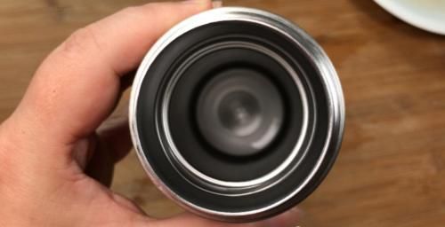 污垢|今天才知道,保温杯里放一把大米,真的太神奇了,白用了20年才懂