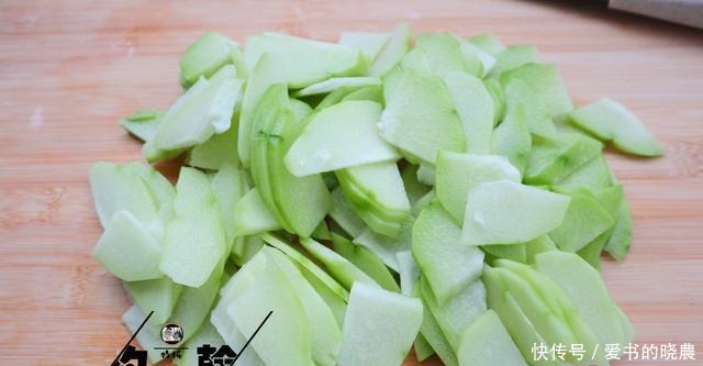 它是“千金瓜”,蔬菜中的“锌库”,孩子多吃提高智力,贵也要买