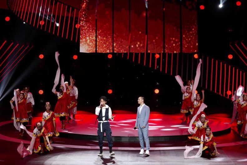 中國共產(chǎn)黨|撬動觀眾心門，尋找時代新意 《圍爐音樂會》特別節(jié)目收官