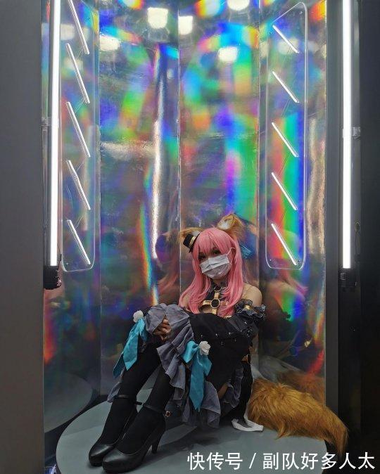 showgirl|2021CJ逛展第三日：ChinaJoy最美COS？看完我都流鼻血了