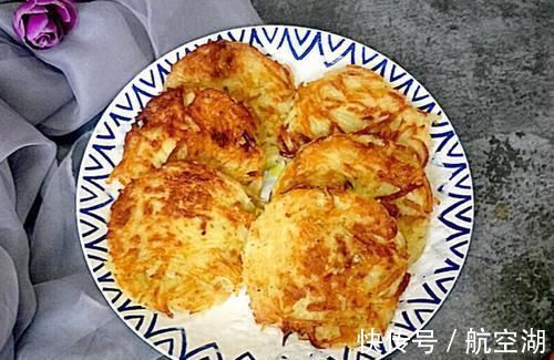 土豆丝|这早餐饼我三天两头给孩子做一次,养胃助消化,营养高,好吸收