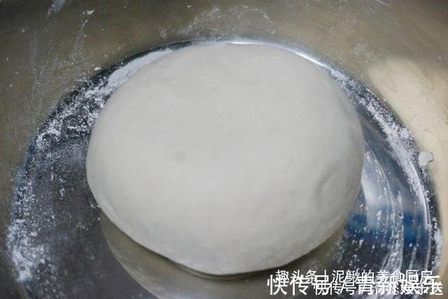 蒸包子，记住不要直接上锅蒸，技巧教您，松软好吃，超级简单