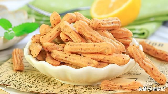 手指棒|谁还给娃吃山药泥啊!山药这么做,不加1滴油和水,娃吃到连渣都不剩