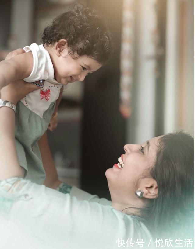 新妈妈|医生道出实情涨奶、溢奶,多余母乳怎么处理可以给丈夫喝吗