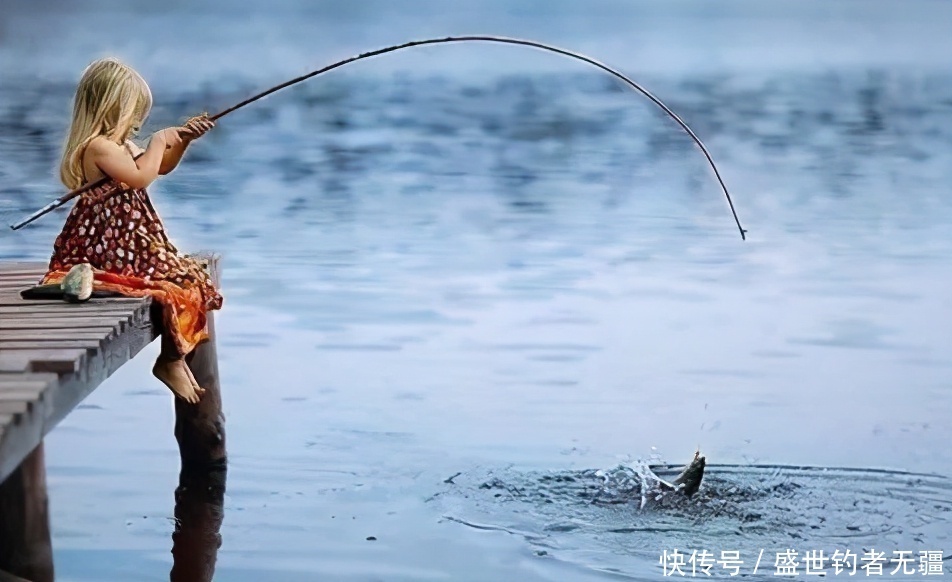 空钩|用蚯蚓钓鱼不会调漂?两种靠谱调漂方法,怎么用都好——盛世三渔