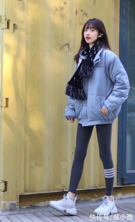 冬季 羽绒服今年流行“穿短不穿长”,学博主这样搭配,冬季最in的存在
