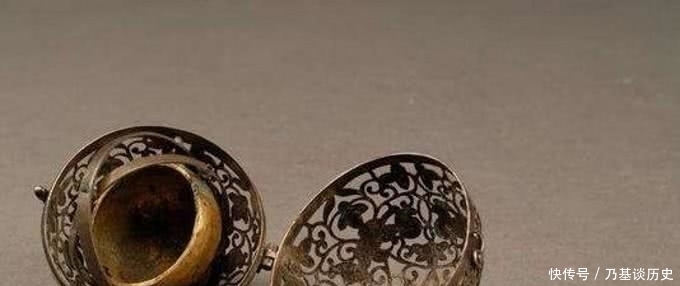 马嵬驿|马嵬驿兵变后,玄宗命人为贵妃迁葬,最后得到九字答复