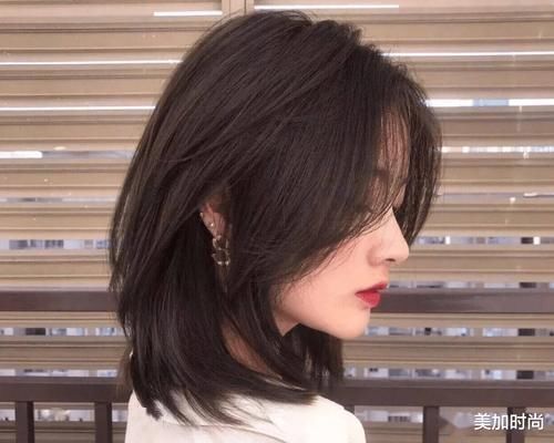 时髦|5款适合头发稀少的发型,高级时髦还显发量,拯救头发少的困扰