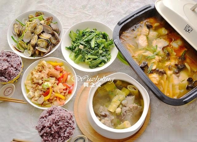 结束房贷的日子，伙食吃得很丰盛，顿顿有荤菜，真满足