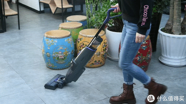 智能家居 篇二十二:强力去除地面污渍,更能消毒除菌,逸尘杀菌洗地机2 Pro体验