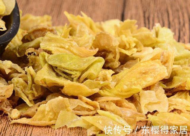 养胃|养胃中药“鸡内金”，这样泡水喝，消食杀菌，病毒全“冲跑”