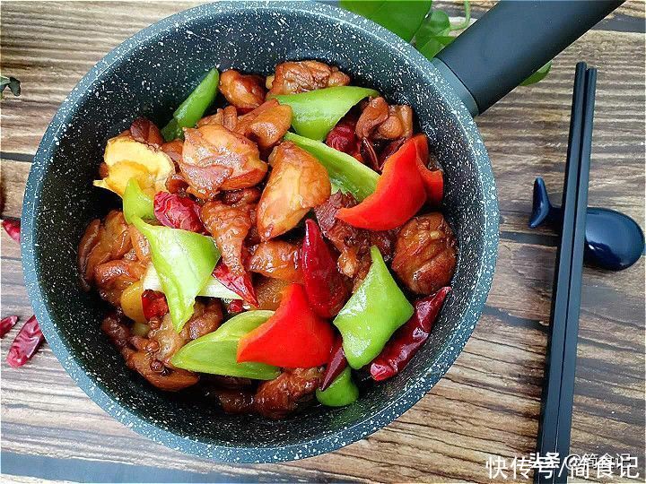 今天除夕，大厨教你8道菜，荤素搭配合理！寓意：一年健康又好运