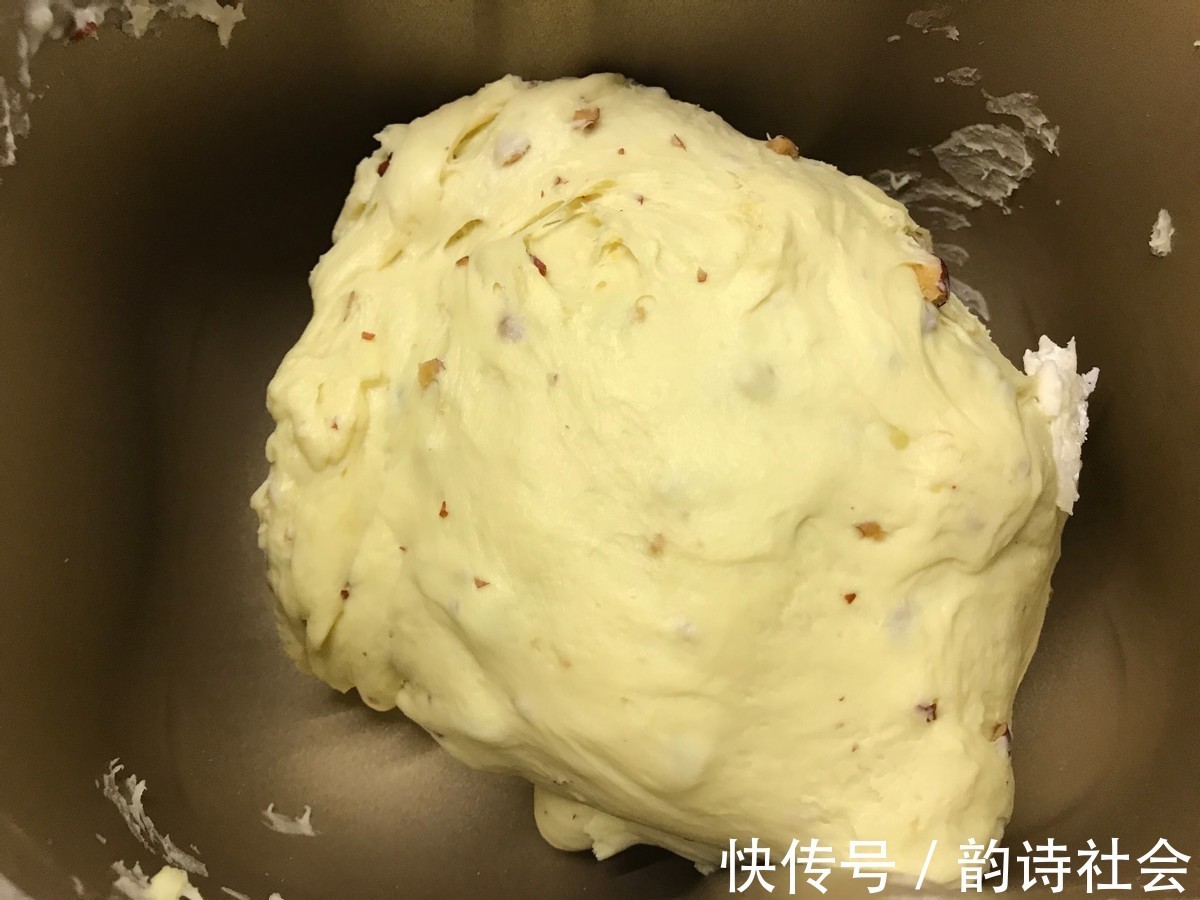 戚风模具|发糕口感香软，搭配红薯，营养又健康