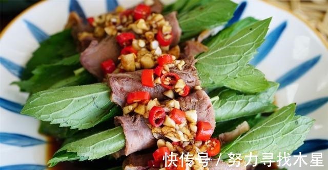 薄荷牛肉卷|天太热,牛肉和这叶子是绝配,卷一起一吃上瘾,夏天不懂吃亏了!