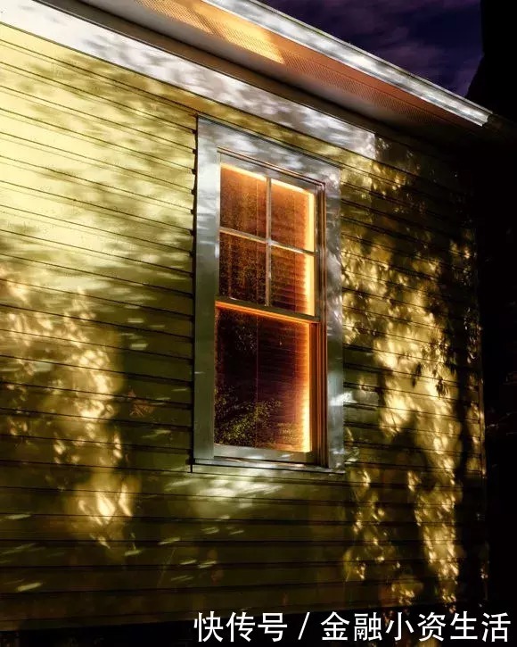  天生就闪耀着勇敢的微笑|骆一禾 | 闪耀着