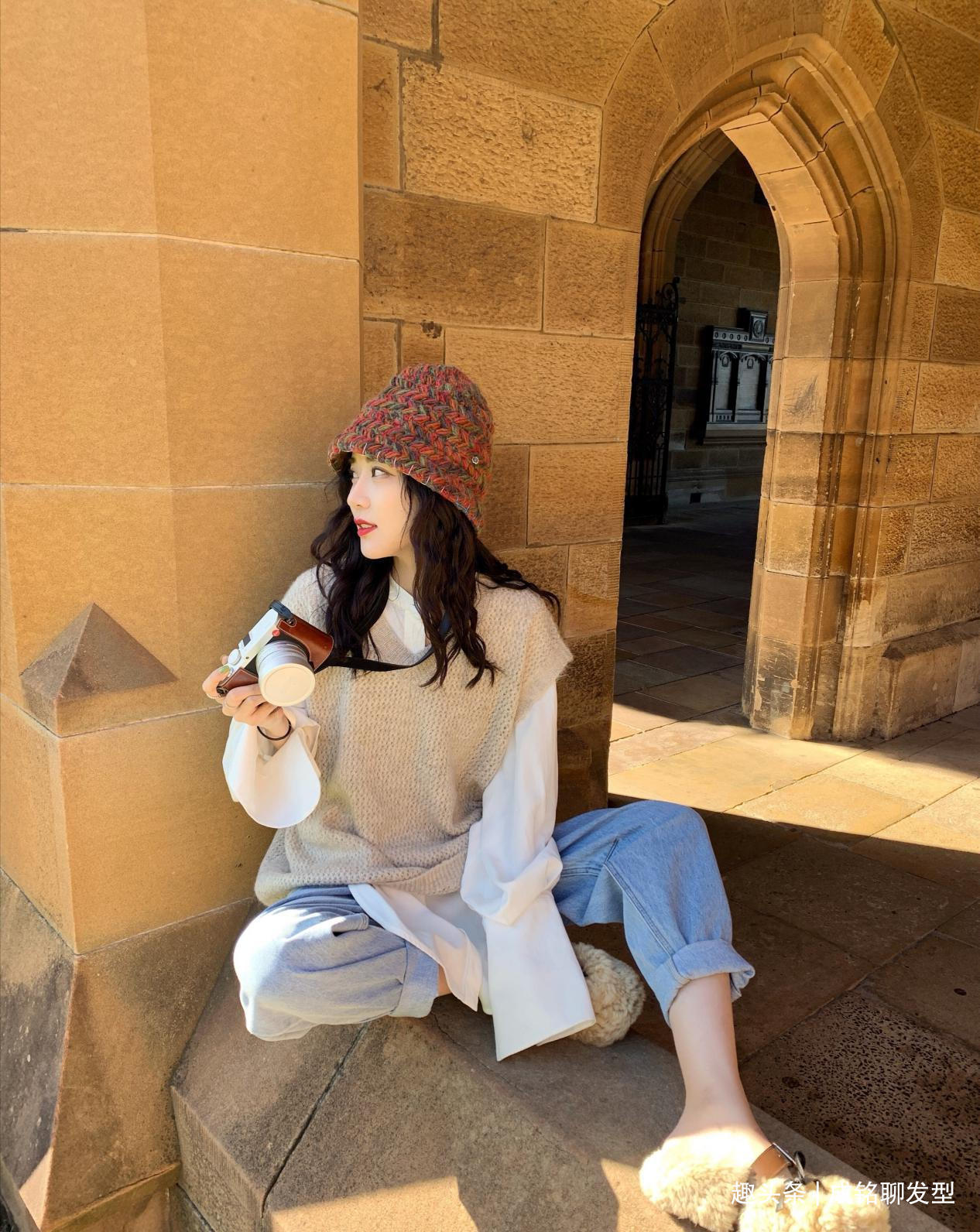 裙装|衬衫的穿搭太单一搭配毛衣马甲时尚感大增,减龄洋气又有个性