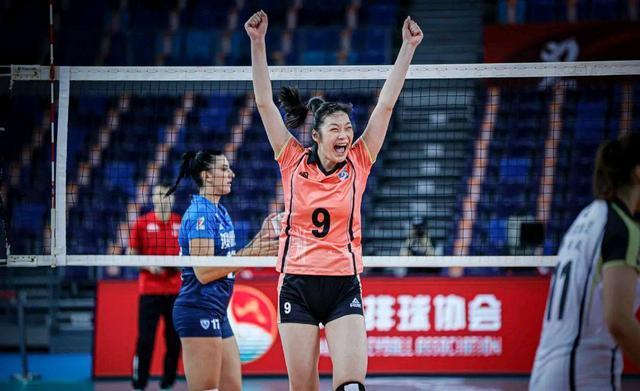 小將|1米96新朱婷火熱來(lái)襲！河南女排再出超級(jí)天才，霸氣怒吼獨(dú)砍27分