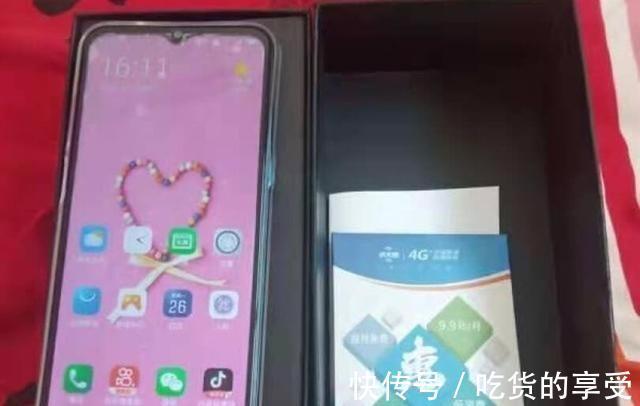 摄像头|仅725元!8GB+128GB+3900mAh,致敬华为Mate40外观