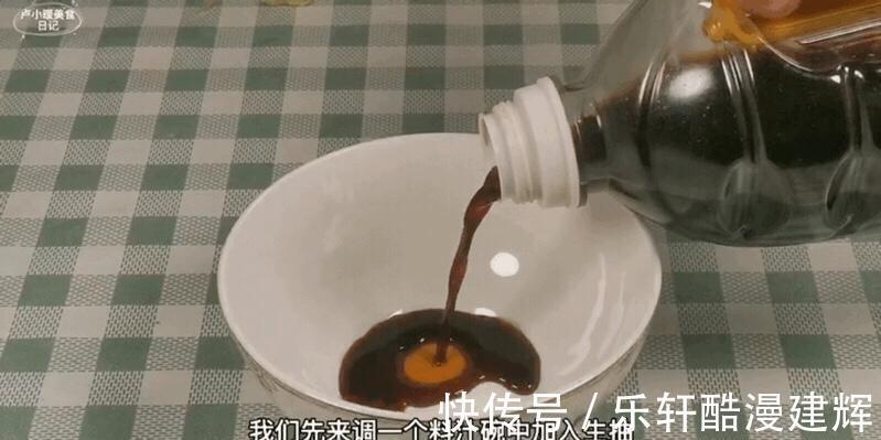 好吃|家庭版炒白菜，做法简单，加上一点肉更好吃