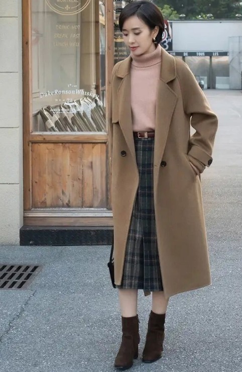 高跟鞋|不管20岁还是40岁,穿大衣少配打底裤,俗气还显老