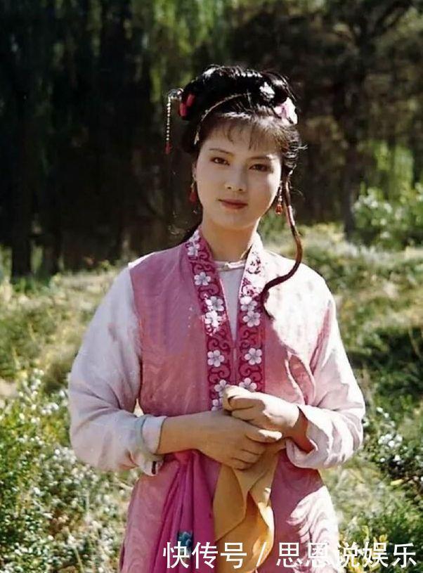 宝玉|袭人最后为何被薛宝钗撵出府你看她和贾宝玉偷试后，都干了些啥