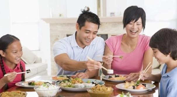 晚饭|只要记住四个句话,不管怎么吃晚饭都不会发胖!想知道就花点时间