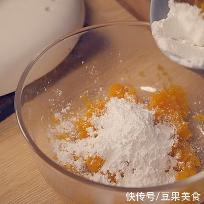 水煮汤圆|汤圆的创意吃法！吃腻了水煮汤圆？快来试试黑糖汤圆和爆浆汤圆