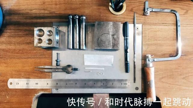 机关|这件暗藏机关的项链，又变手链的可拆搭扣