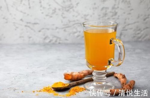 身体|19岁女孩坚持每天喝3勺蜂蜜,一个月后,她的身体怎么样了?