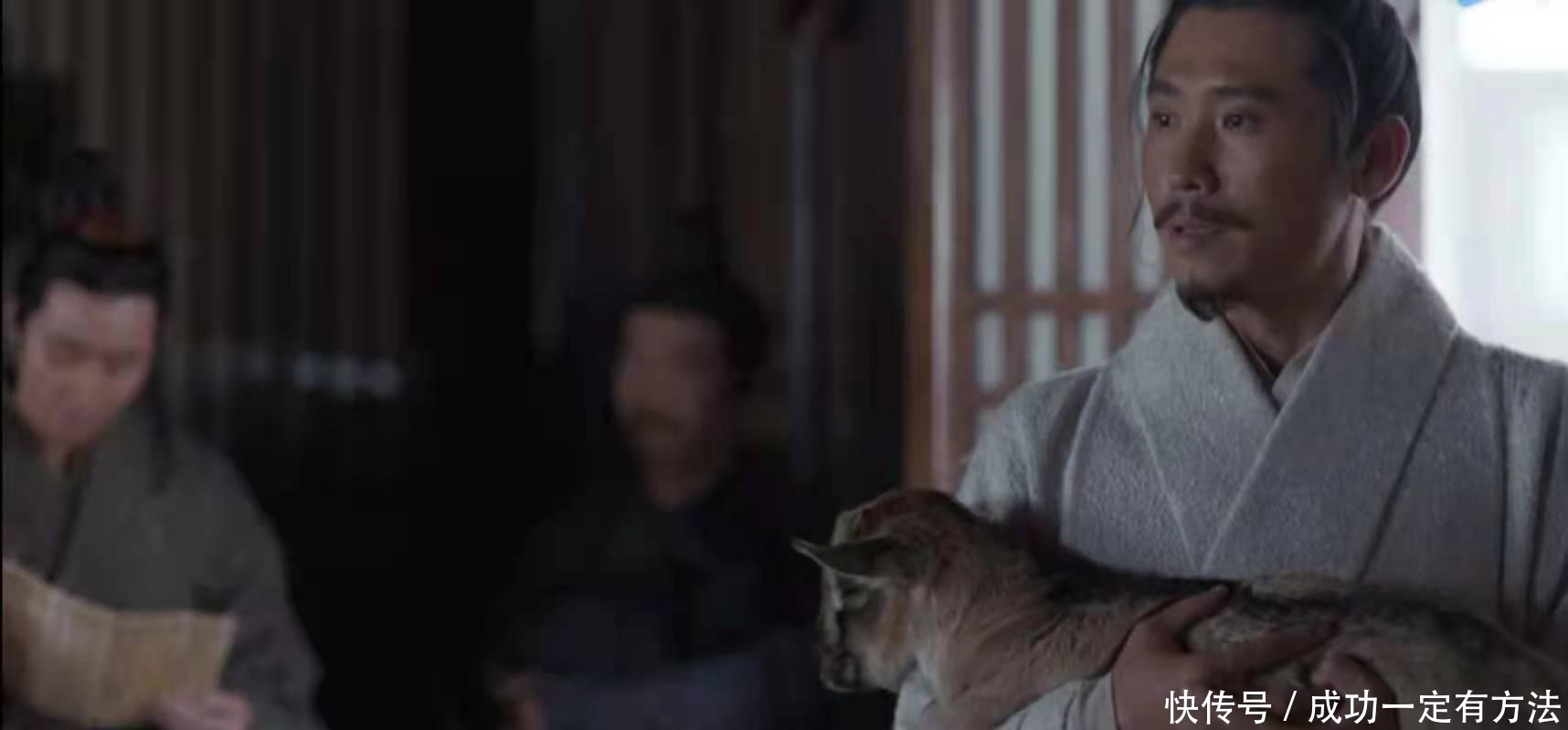 李斯|《大秦赋》中,李斯为什么抱着羊羔去见吕不韦?