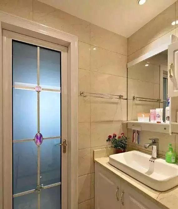 卫生间隔|卫生间就这样装非常漂亮,洗澡也方便,一天连洗三次都不过瘾