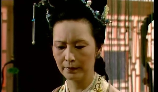 金玉良缘#贾宝玉进宫觐见元春, 做的一件事, 改变了元春支持金玉良缘的想法!